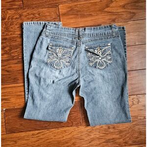 Roz Straight Leg Jeans with Western Pockets Women's 32"